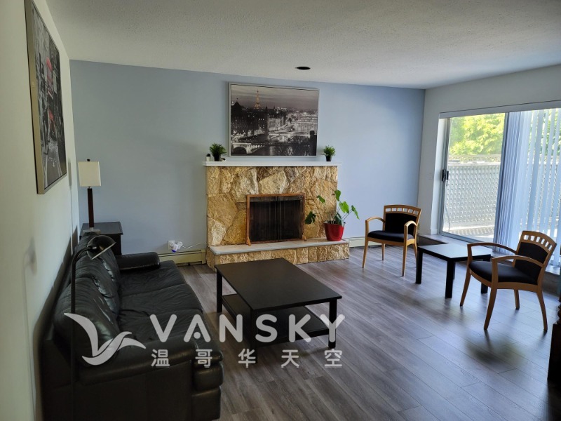 250412172636_Living Room.jpg